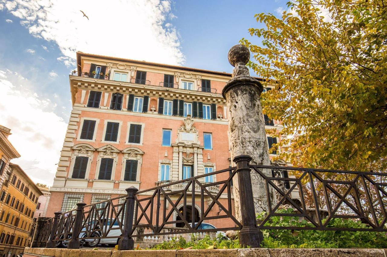 Palazzo Marescalchi Belli, Vicino Piazza Di Spagna Рим Екстер'єр фото