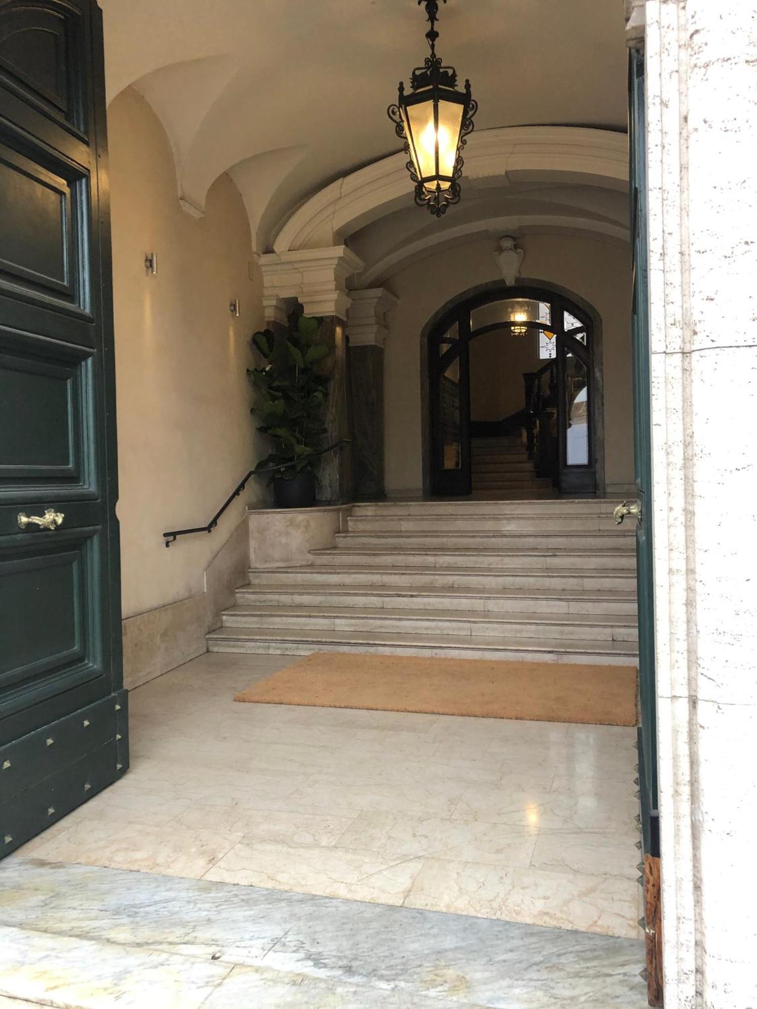 Palazzo Marescalchi Belli, Vicino Piazza Di Spagna Рим Екстер'єр фото